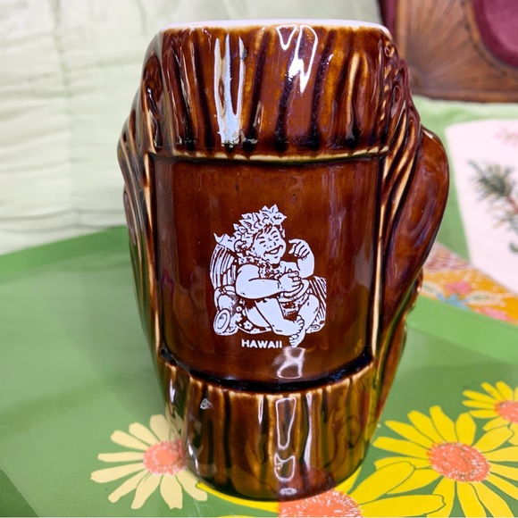 Hawaiian Tiki Surfer Cup - Picture 5 of 7